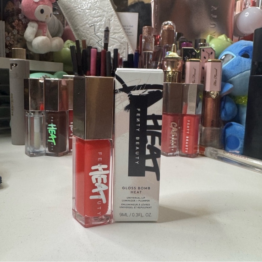 Fenty Beauty hot cherry lipgloss